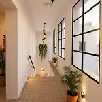 Apartament Factory *